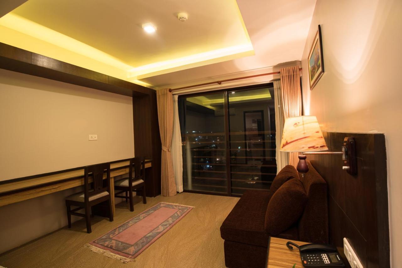 Hotel Shaara Ποκάρα Εξωτερικό φωτογραφία